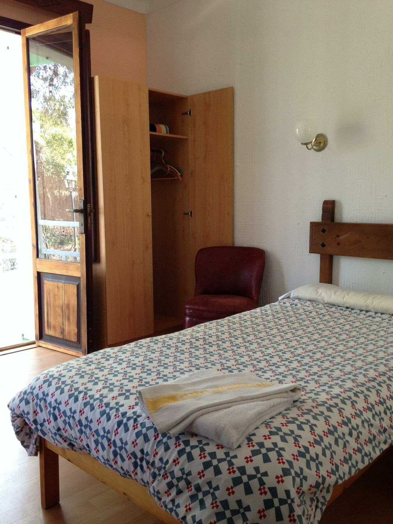Hostal Residencia San Francisco Portocolom  Exterior photo
